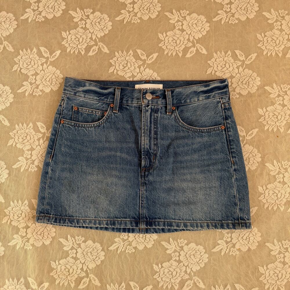 Aritzia Denim Forum The ’90s Ricci Mini Skirt Size 27
